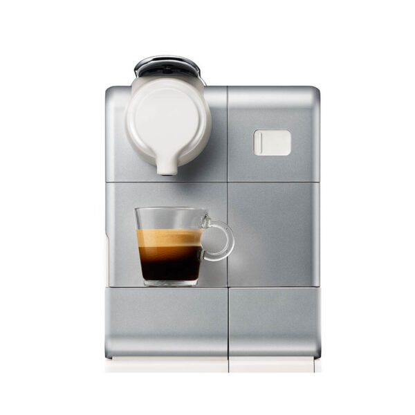 تهیه قهوه با اسپرسوساز نسپرسو دلونگی رنگ سفید مدل EN560S